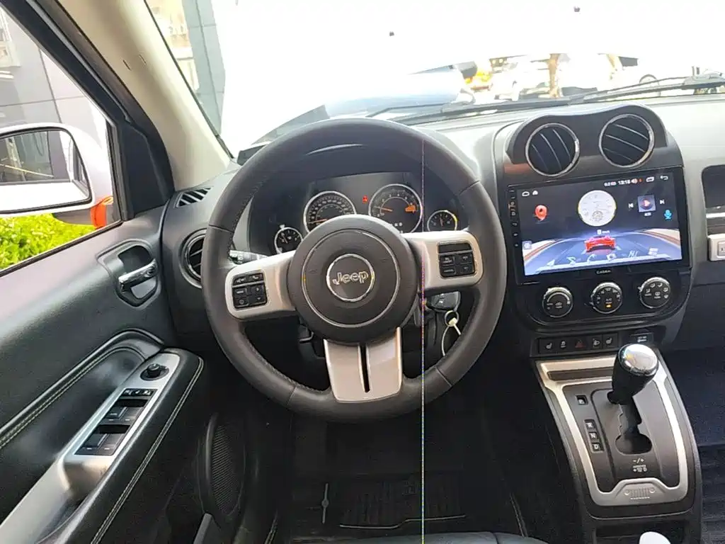 Jeep Compass (Import) 2016 2014 Facelift 2.0L 2WD Elite Edition