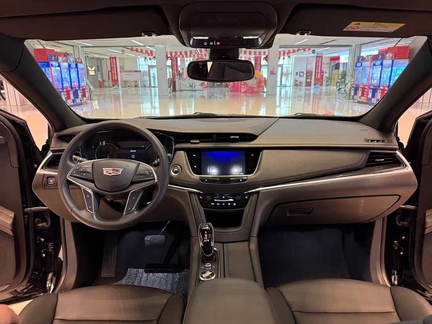 CADILLAC XT5