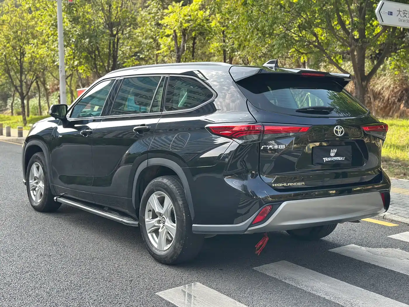 Toyota Highlander 2024 2.5L Smart Hybrid 2WD Elite 5-seater фото 4