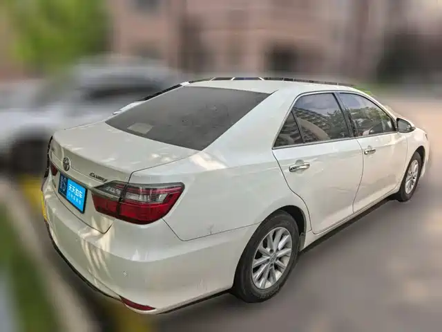 Toyota Camry 2015 2.0E Elite Edition — фото 2