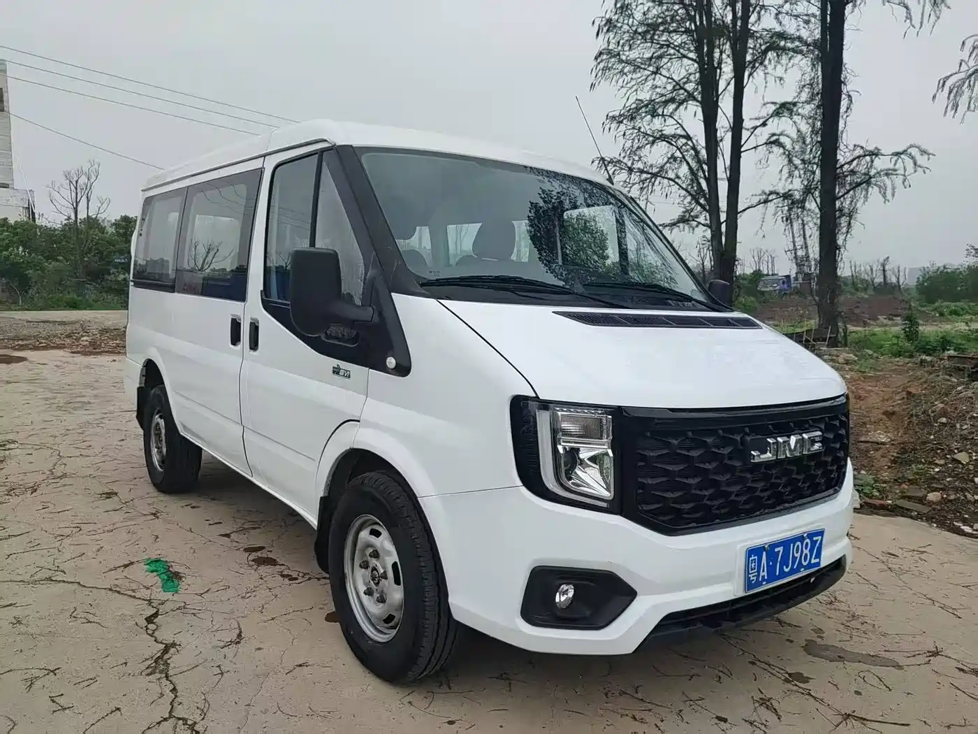 Jiangling JMC Fushun 2025 Model 2.0T 6MT Diesel Short Wheelbase Low Roof Commercial MPV 5/6 Seats with Dual Swing Doors фото 3