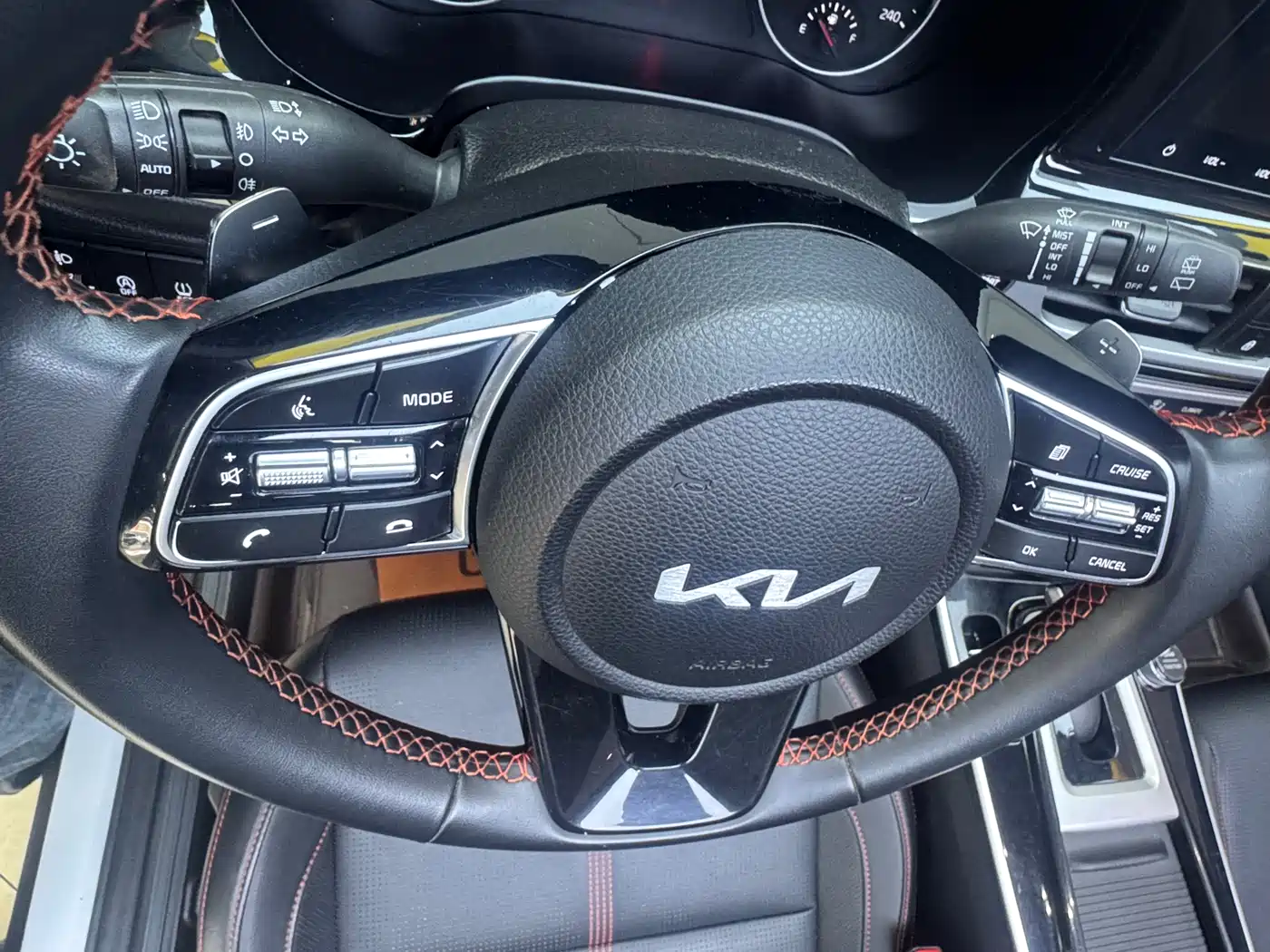 Kia KX3 Smart Run 2021 1.5L CVT Fashion Edition фото 10