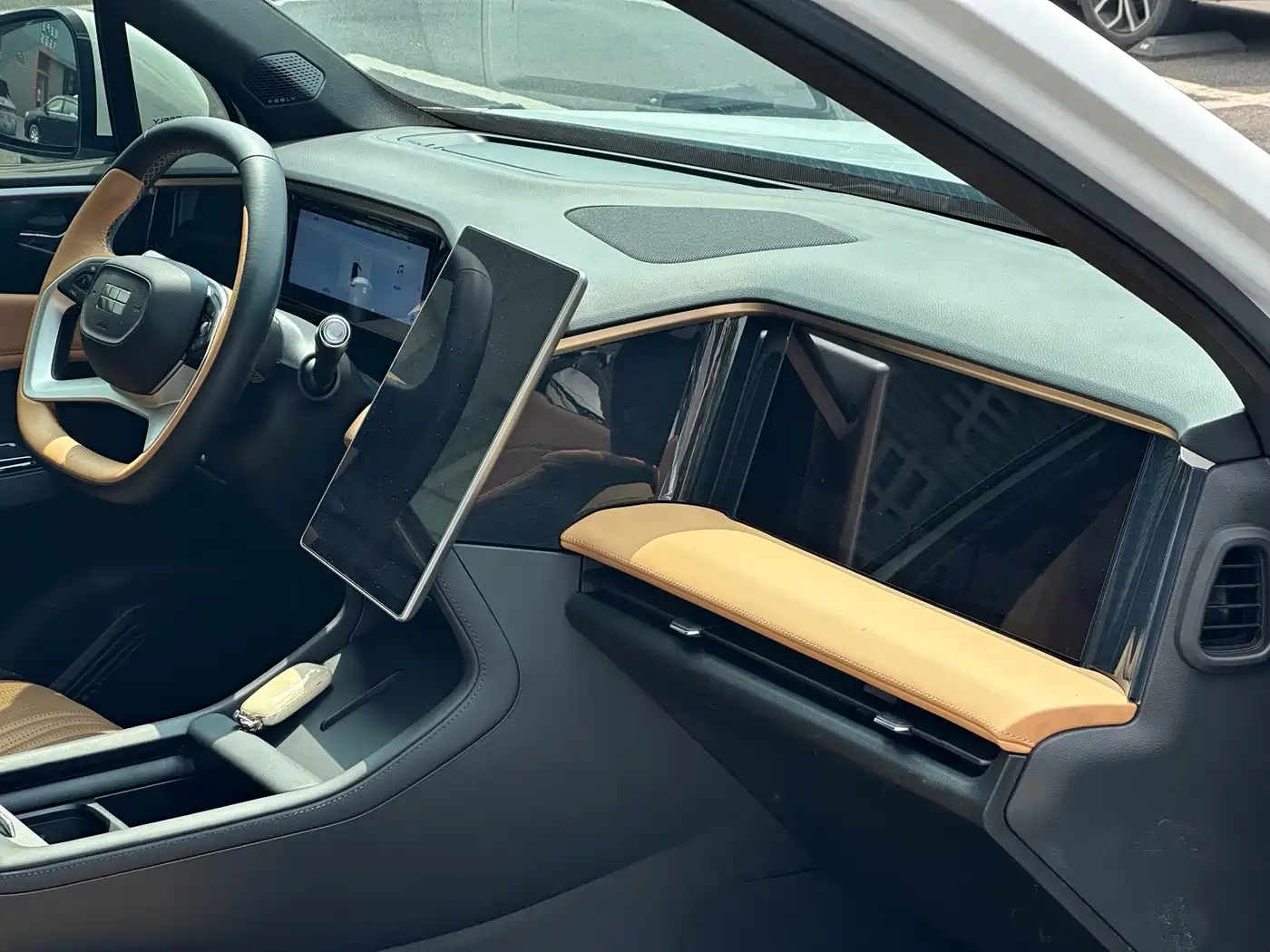 GEELY GALAXY GALAXY L7