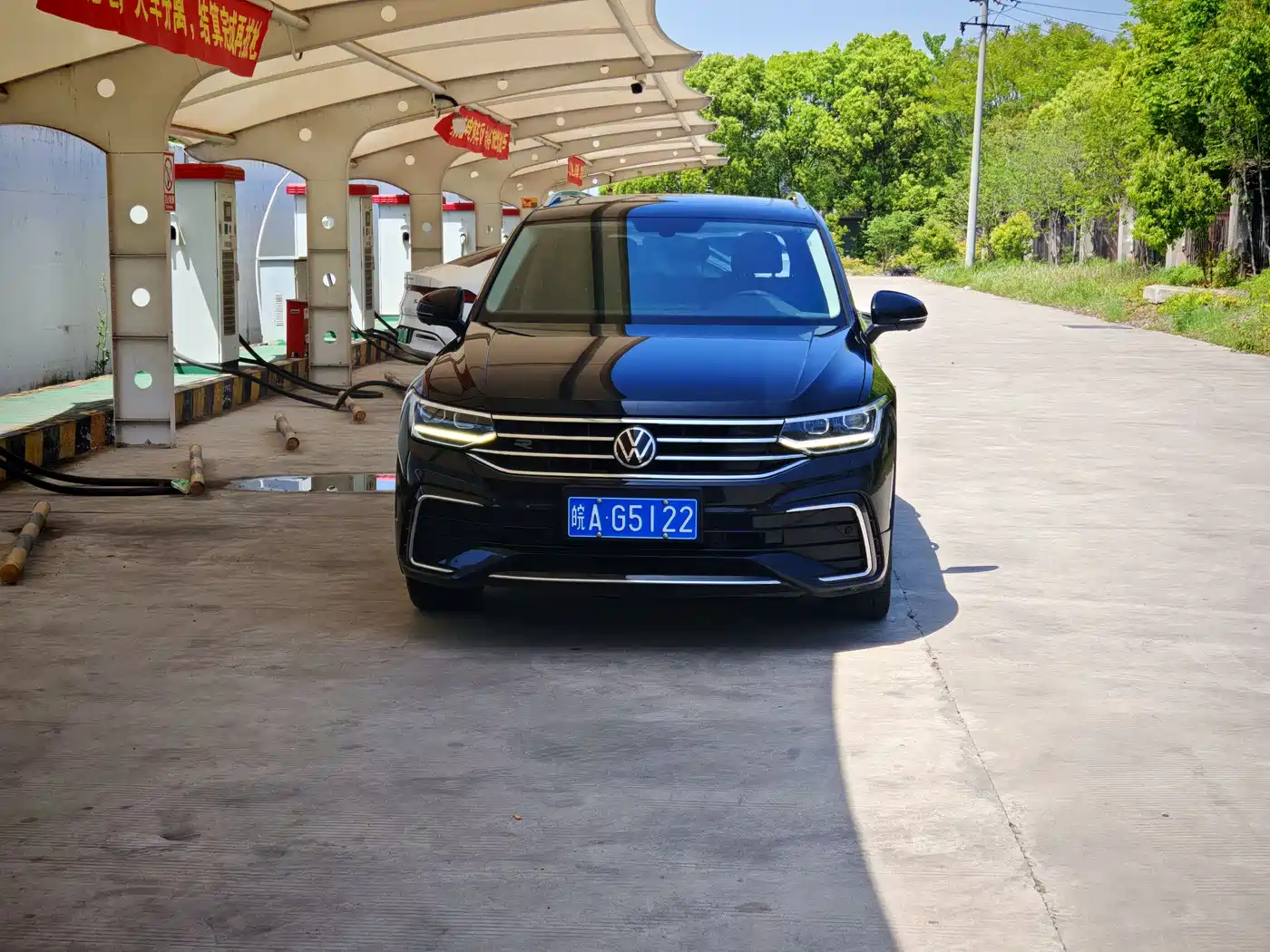 Volkswagen Tiguan L 2022 380TSI Automatic 4WD R-Line Cross Edition 7-Seater фото 2