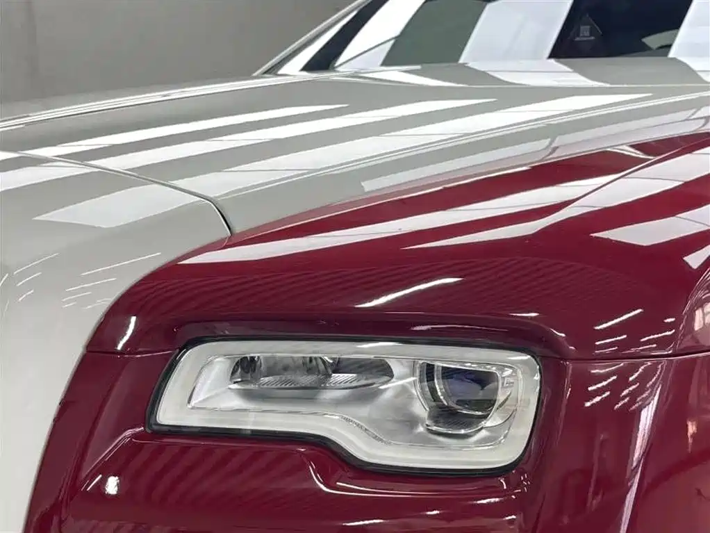 Фото 3 - Rolls-Royce Wraith