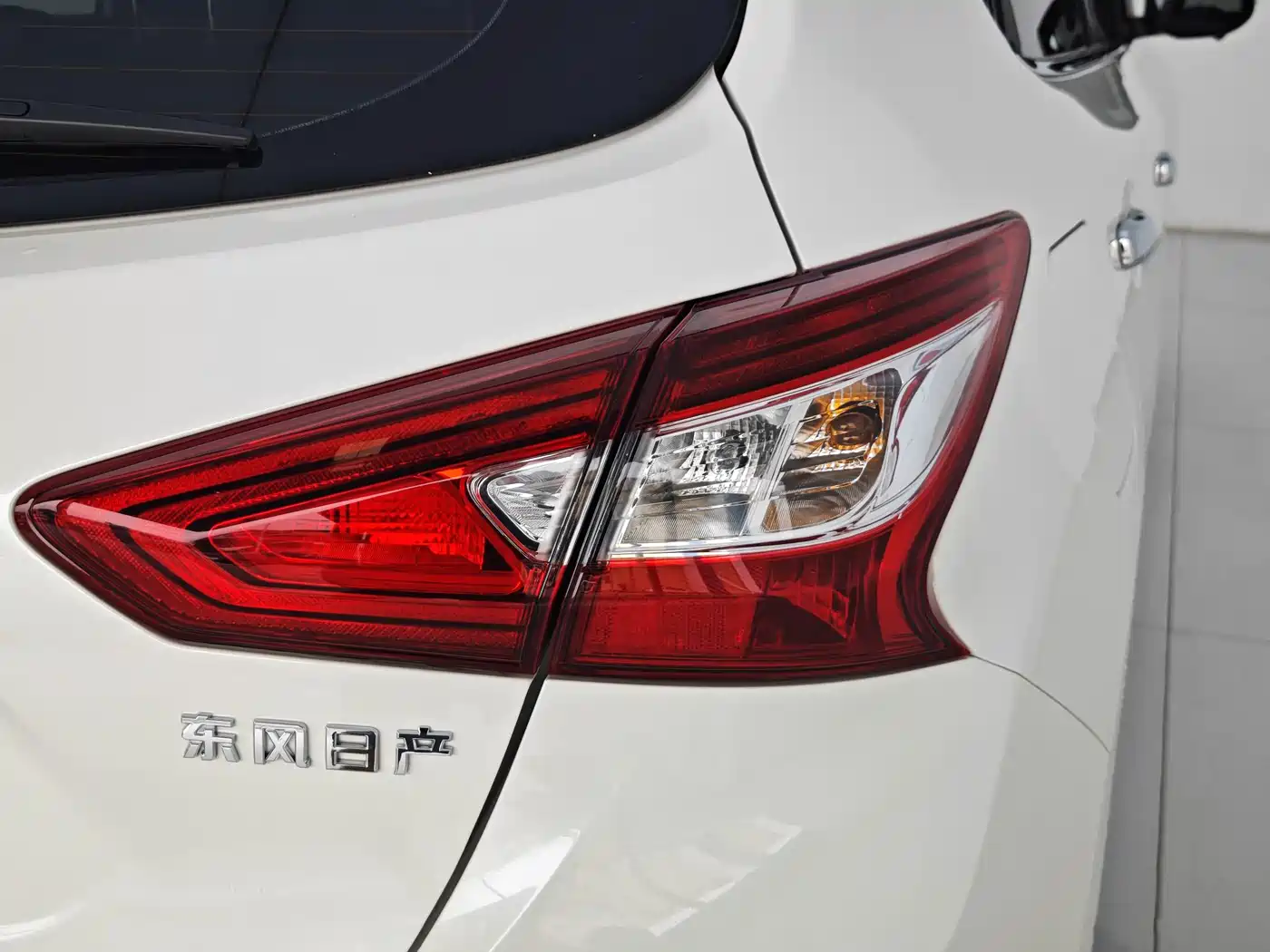 Nissan Tiida 2024 2024 1.6L CVT Smart Drive Edition