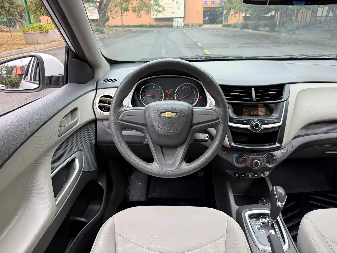 Chevrolet Sail 2015 Sail 3 1.3L AMT Ideal Edition фото 14