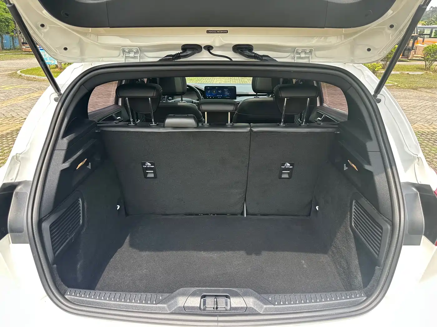 Ford Focus 2022 Hatchback EcoBoost 180 Automatic ST Line фото 22