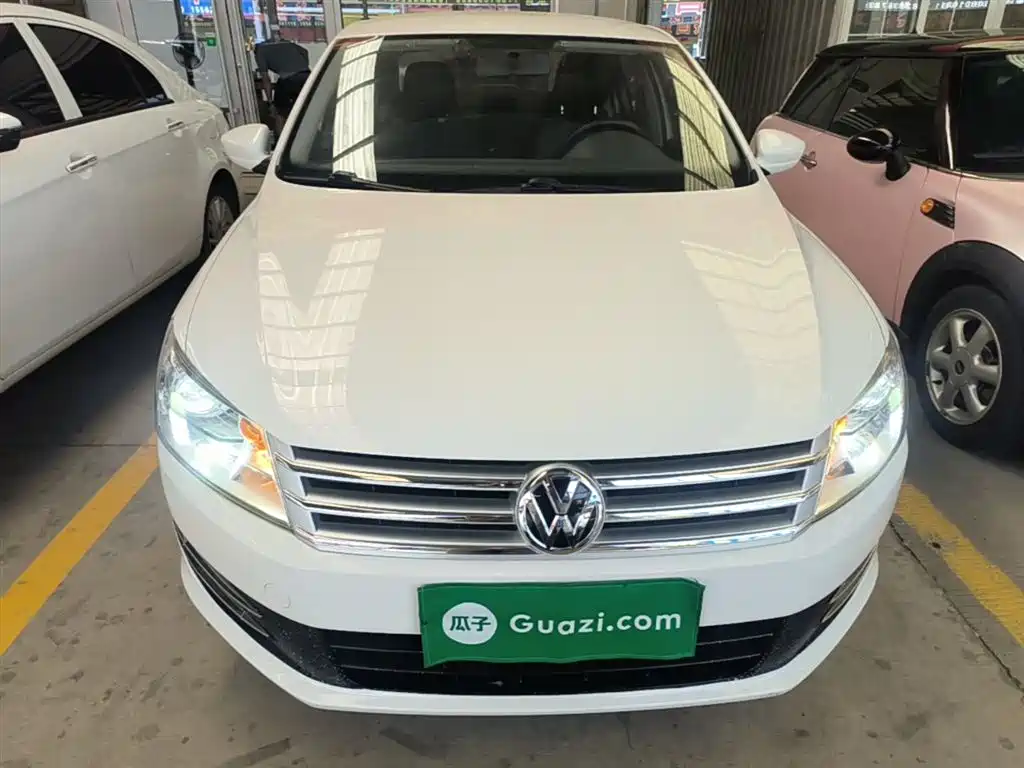 Volkswagen Santana 2015 1.4L Manual Trend Edition фото 3