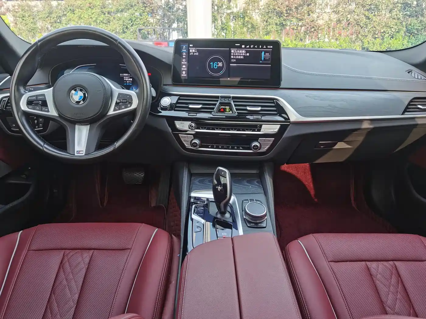 BMW 5 Series New Energy 2021 535Le M Sport Package фото 17