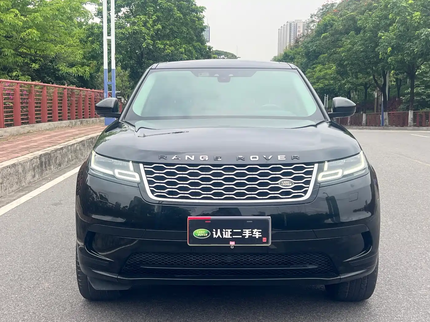 Land Rover Range Rover Velar 2017 P380 R-DYNAMIC S фото 3