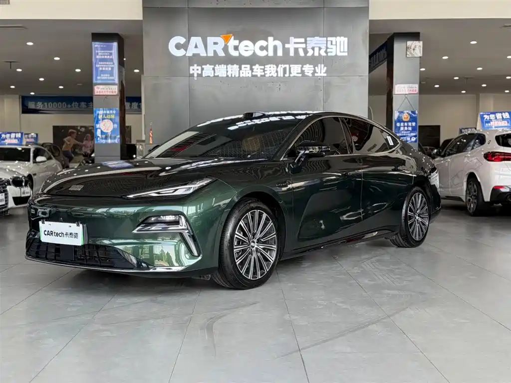 Geely Galaxy Galaxy Xingyao 8 2025 130km EM-P Starship Edition