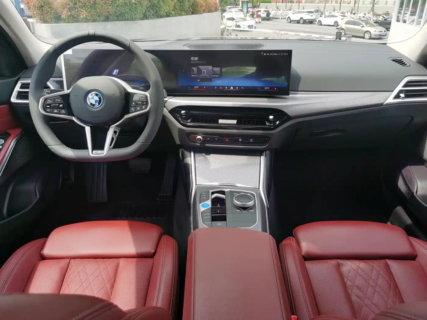 BMW i3 2025 eDrive 40 L Shadow Night Package фото 16