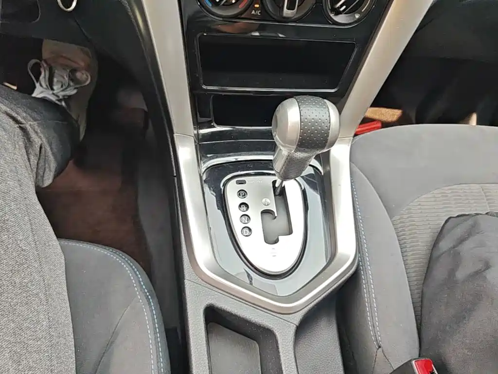 Venucia T70 2017 2016 2.0L CVT Rui Xing Edition
