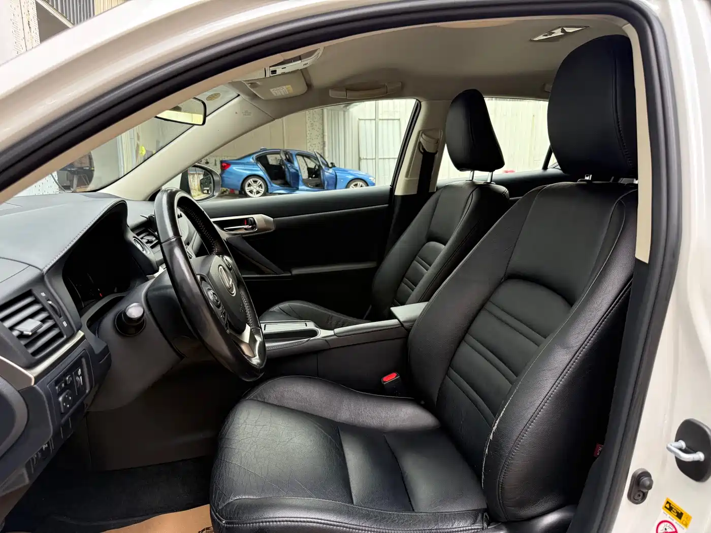 Lexus CT 2018 2017 CT200h Elite Edition Monochrome China V