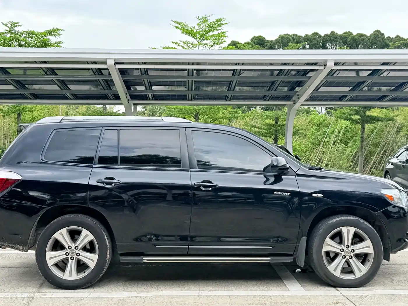 Фото 4 - Toyota Highlander