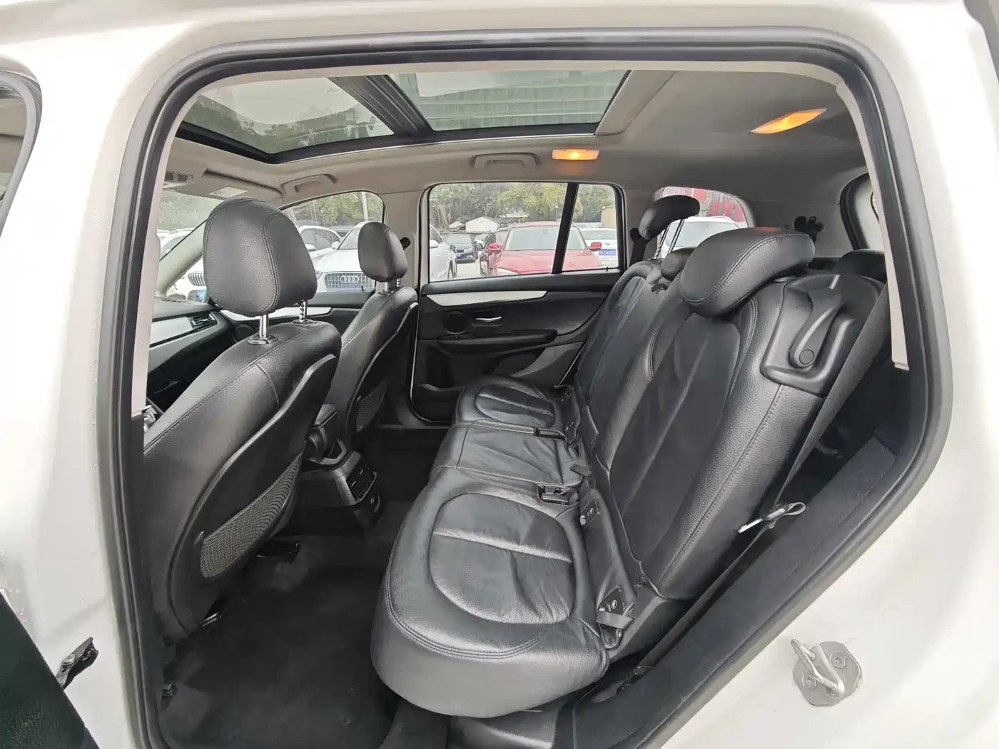 BMW 2 Series Gran Tourer 2015 218i Leading фото 6