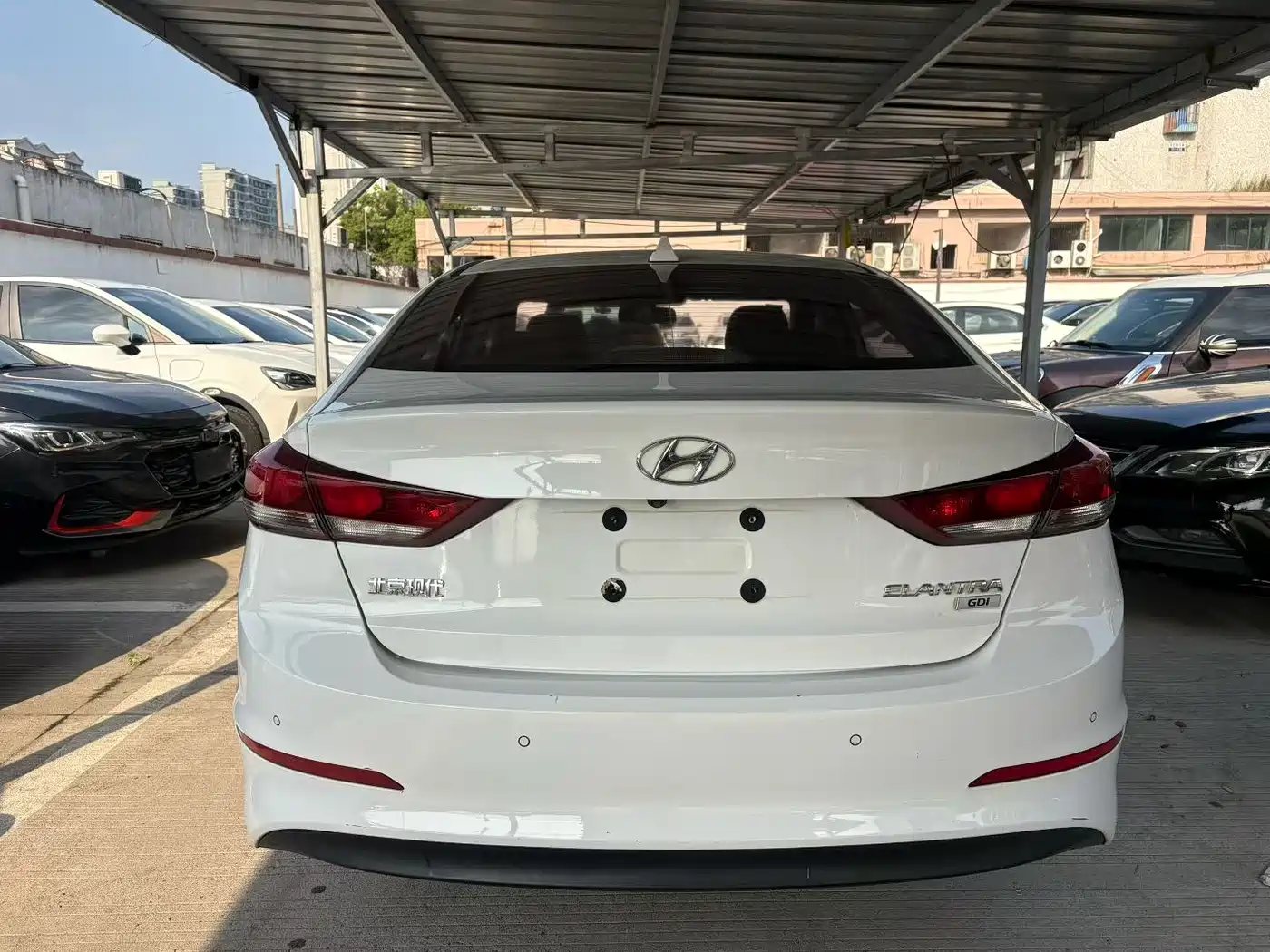 Hyundai Elantra 2016 Model 1.6L Automatic Smart Elite фото 7