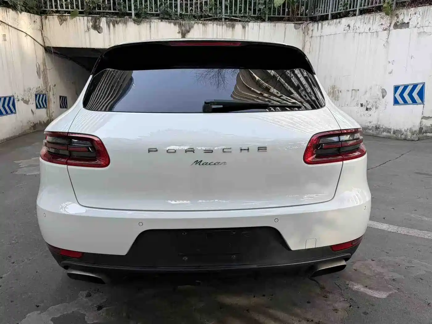 Porsche Macan 2016 Macan 2.0T фото 12