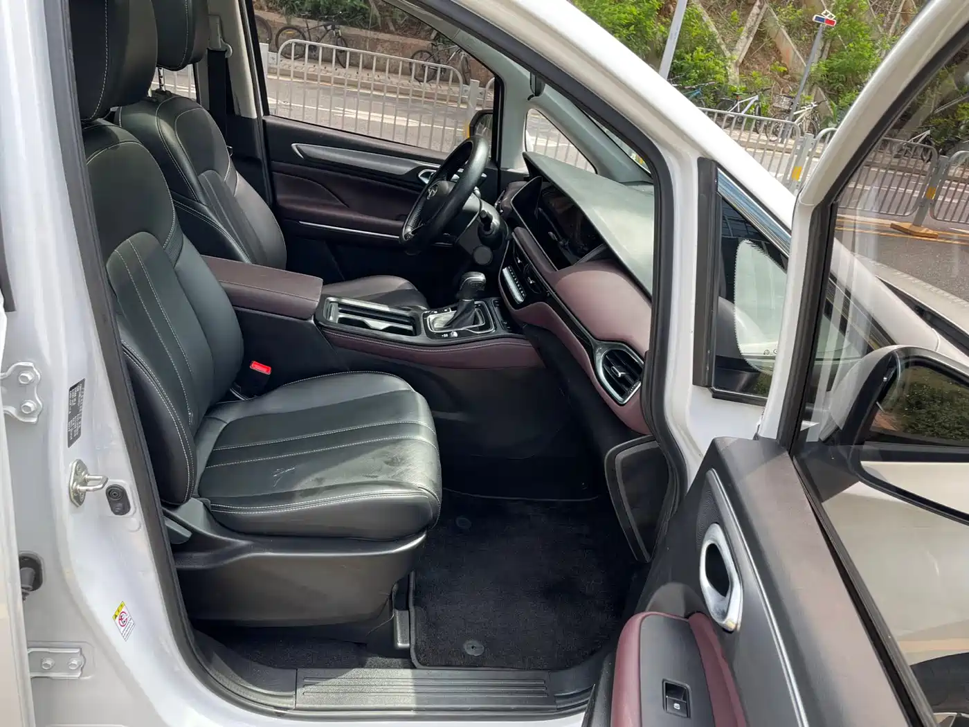 GAC Trumpchi Trumpchi M6 2021 PRO 270T Automatic Premium Edition фото 14