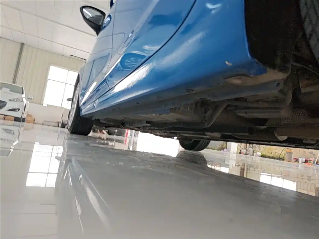 Chevrolet Cruze 2017 1.5L Automatic Pioneer Sunroof фото 22