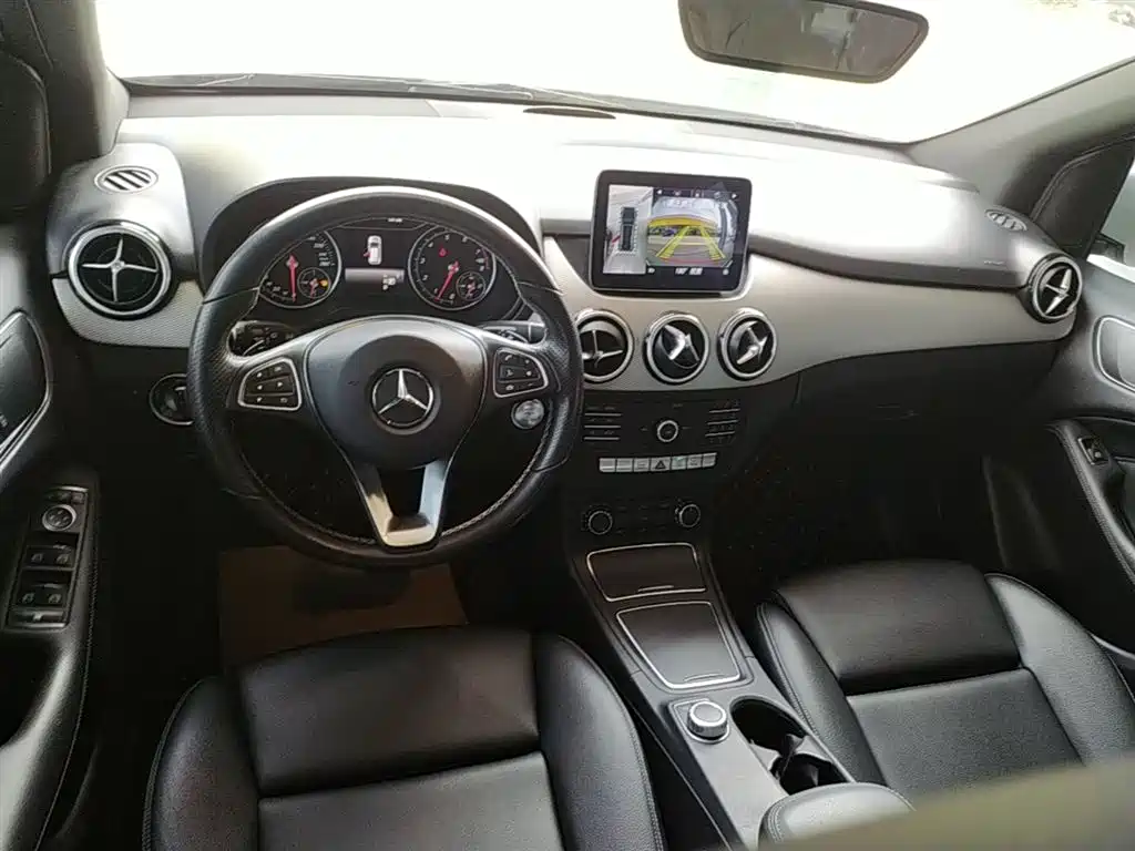 Mercedes-Benz B-Class 2019 B 200 Dynamic фото 10