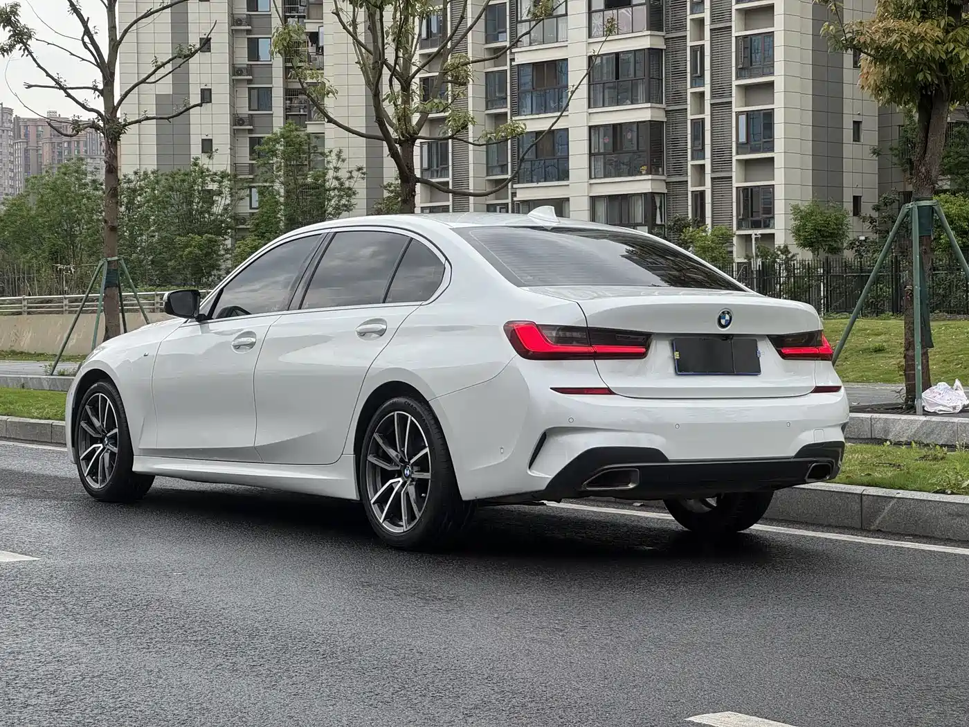 BMW 3 Series 2020 320Li M Sport Package фото 14
