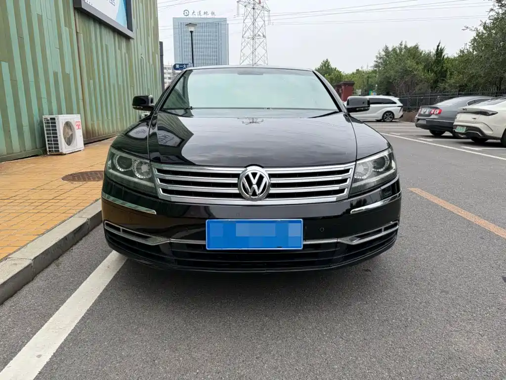 Volkswagen Phaeton 2011 2011 3.6L V6 4-seat Long Wheelbase Individual
