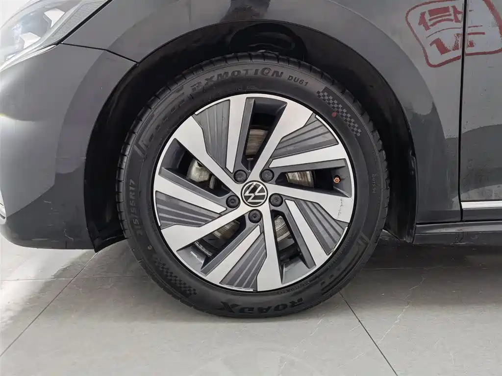 VOLKSWAGEN PASSAT NEW ENERGY