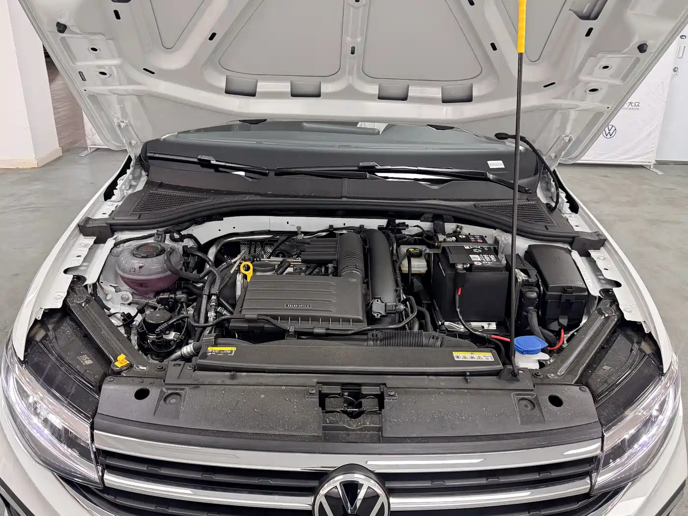 Volkswagen Bora 2025 200TSI DSG Joy Ride Navigation Edition фото 12