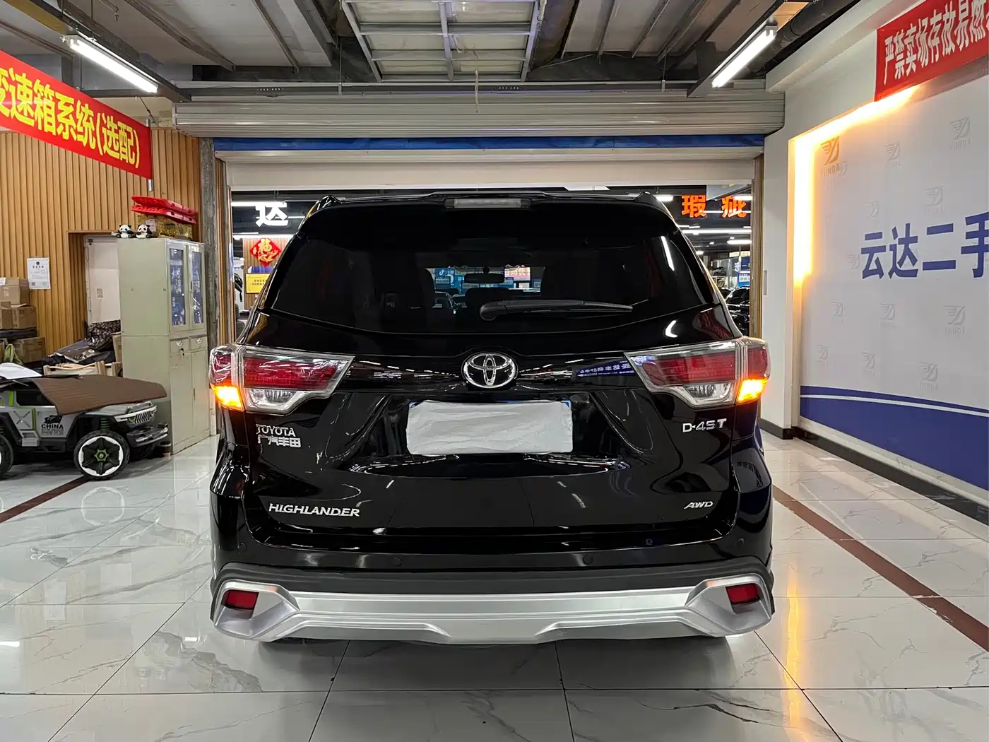 Toyota Highlander 2017 2.0T 4WD Elite 7-Seater фото 4