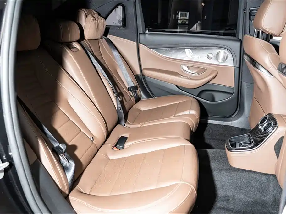 Mercedes-Benz E-Class 2022 E 300 L Sport Luxury фото 18