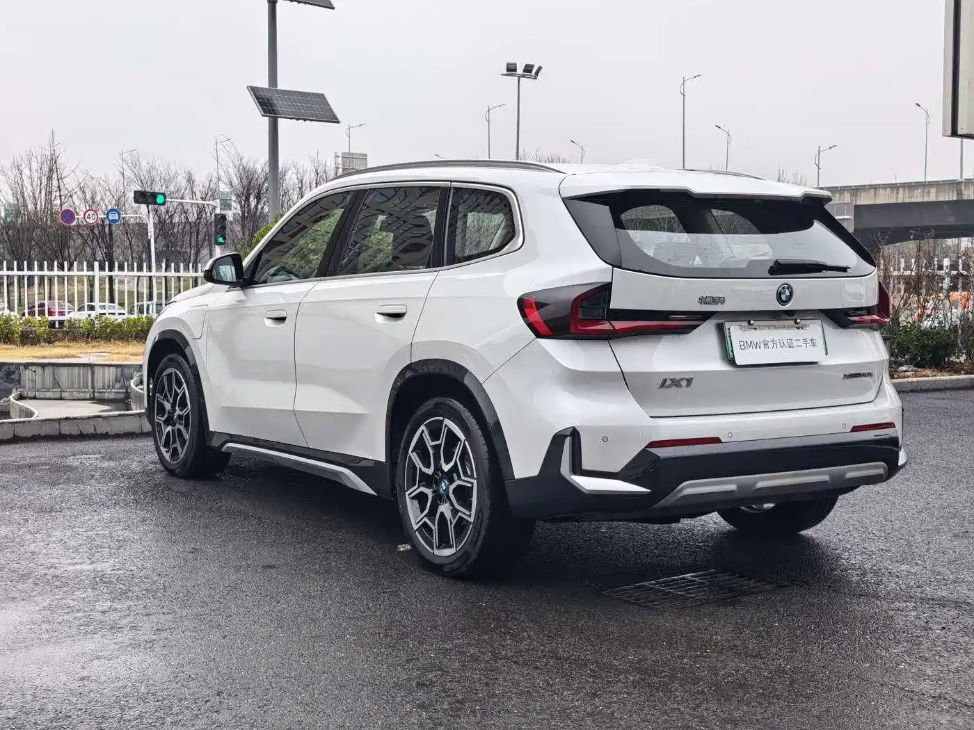 BMW iX1 2023 xDrive30L X Design Package фото 5