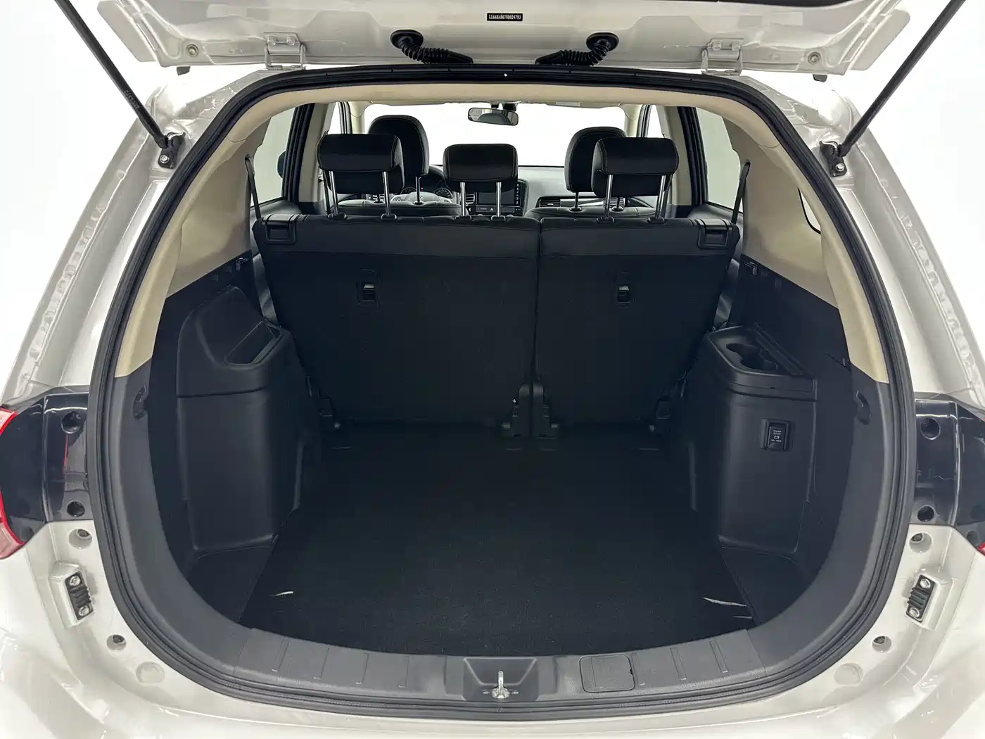 Mitsubishi Outlander 2023 2021 2.0L 2WD Smooth Ride Version 5-Seater