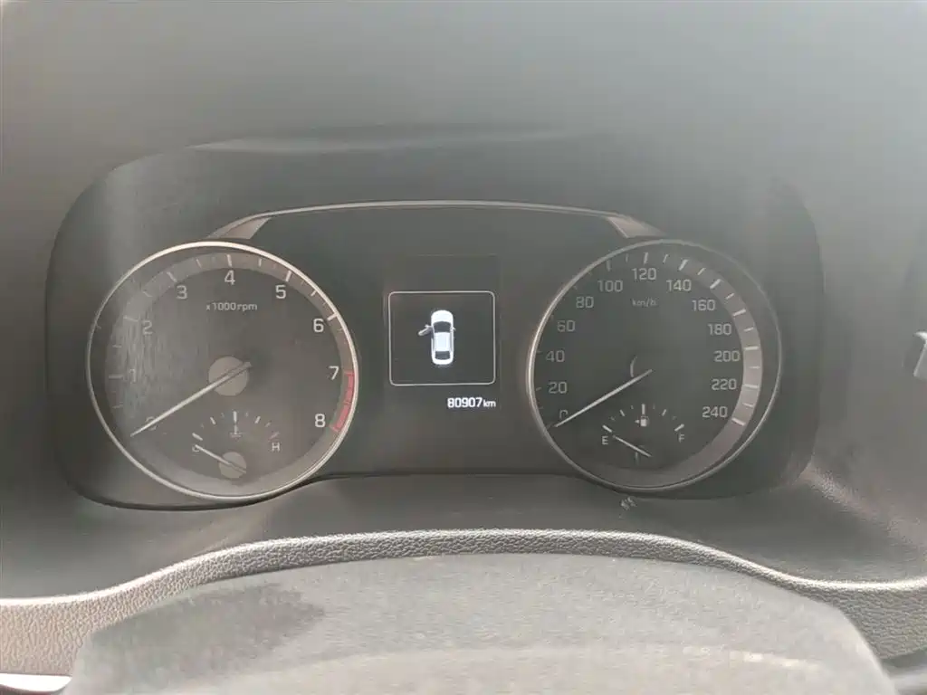 Hyundai Elantra 2016 Model 1.6L Automatic Smart Elite фото 12