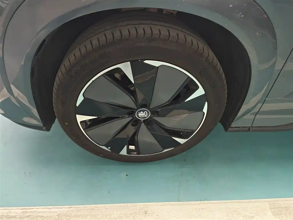 BYD Tang L 2025 DM 175KM Drone Player Edition фото 25