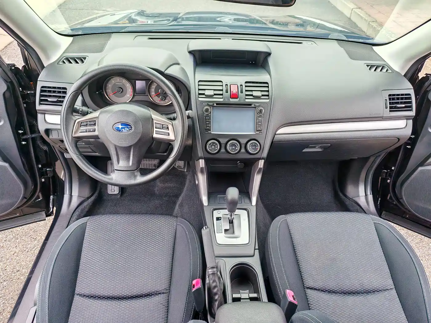 Subaru Forester 2014 2.0i Automatic Comfort Edition фото 14