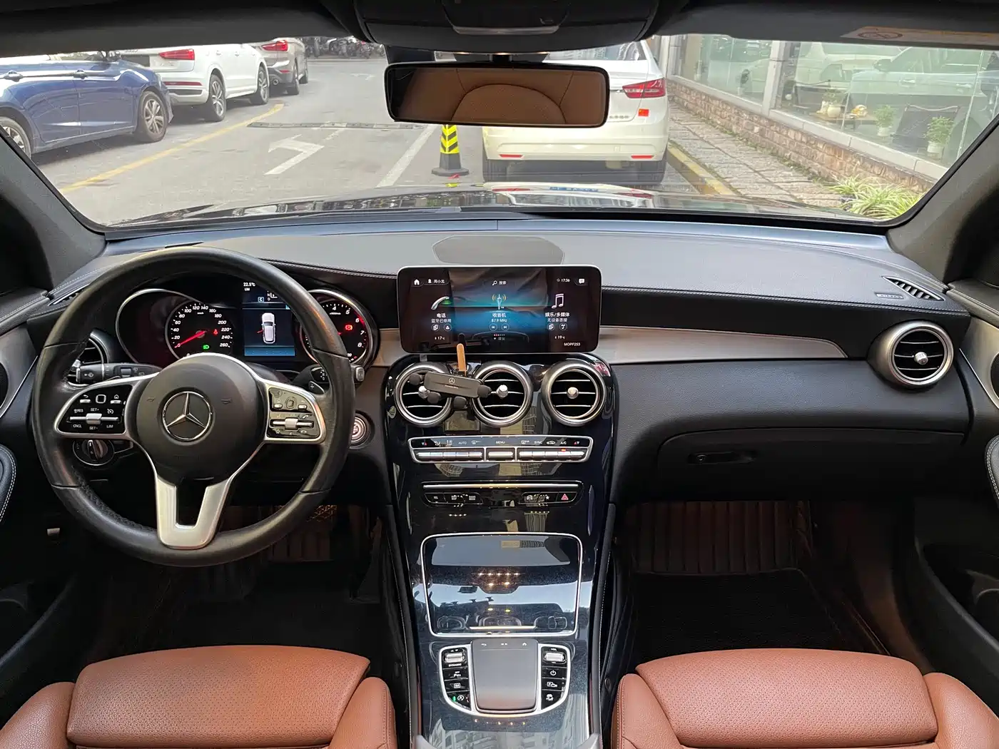 Mercedes-Benz GLC 2020 GLC 260 L 4MATIC Dynamic фото 11