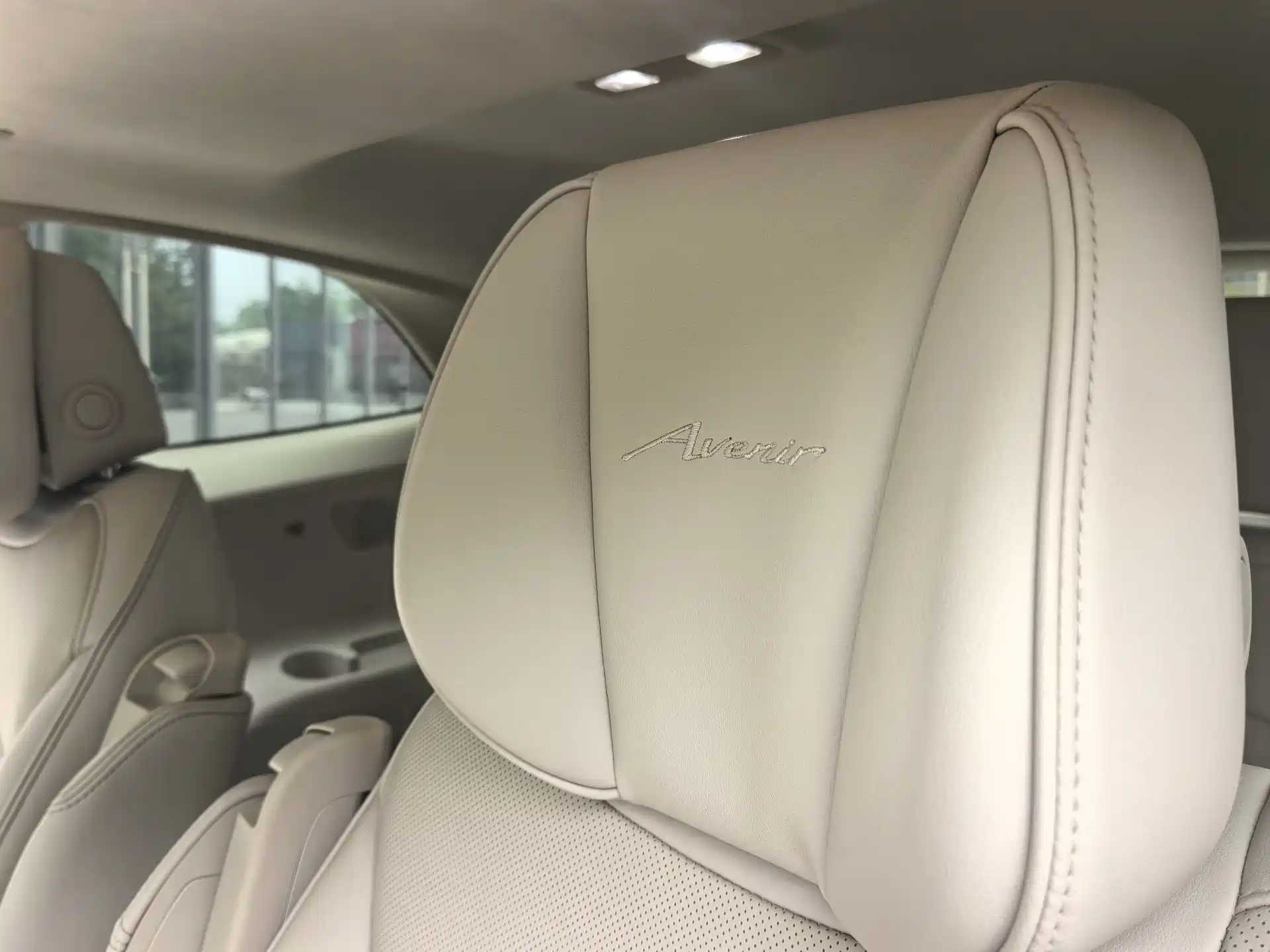 Фото 18 - Buick Enclave