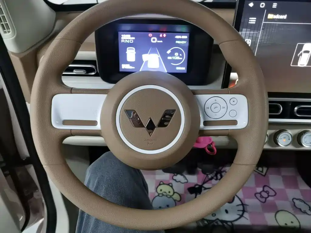 Фото 11 - Wuling Motors Hongguang MINIEV