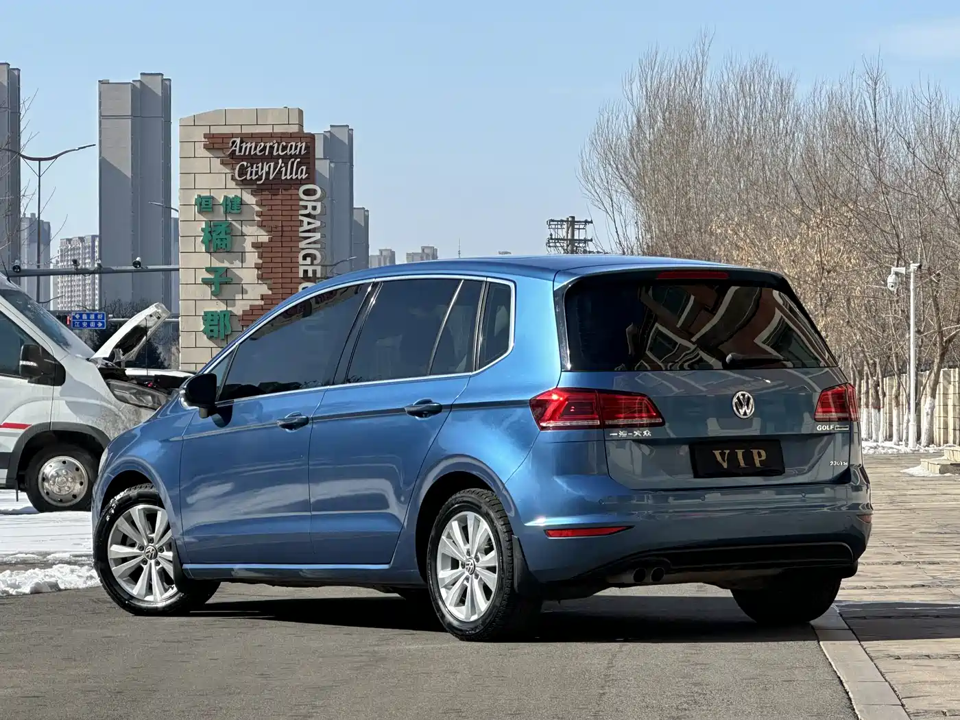 VOLKSWAGEN GOLF*JIAYU