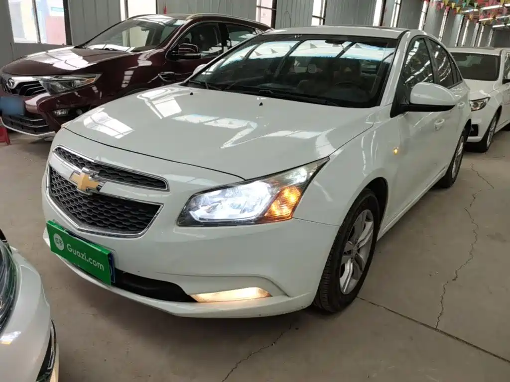 صورة 2 - Chevrolet Cruze