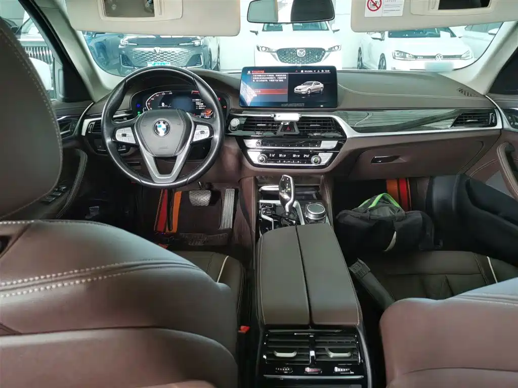 BMW 5-SERIES