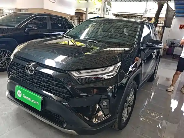 Toyota RAV4 2.0L CVT, моноприводный, Style, Plus