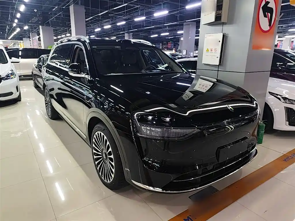 AITO Wenjie AITO M9 2025 Extended Range Ultra 52kWh 6-Seater фото 4