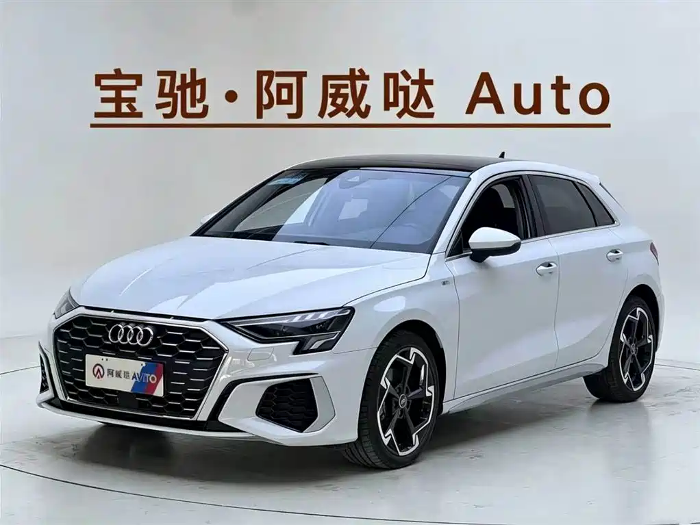 Audi A3 2023 Facelift Sportback 35 TFSI Luxury Sport