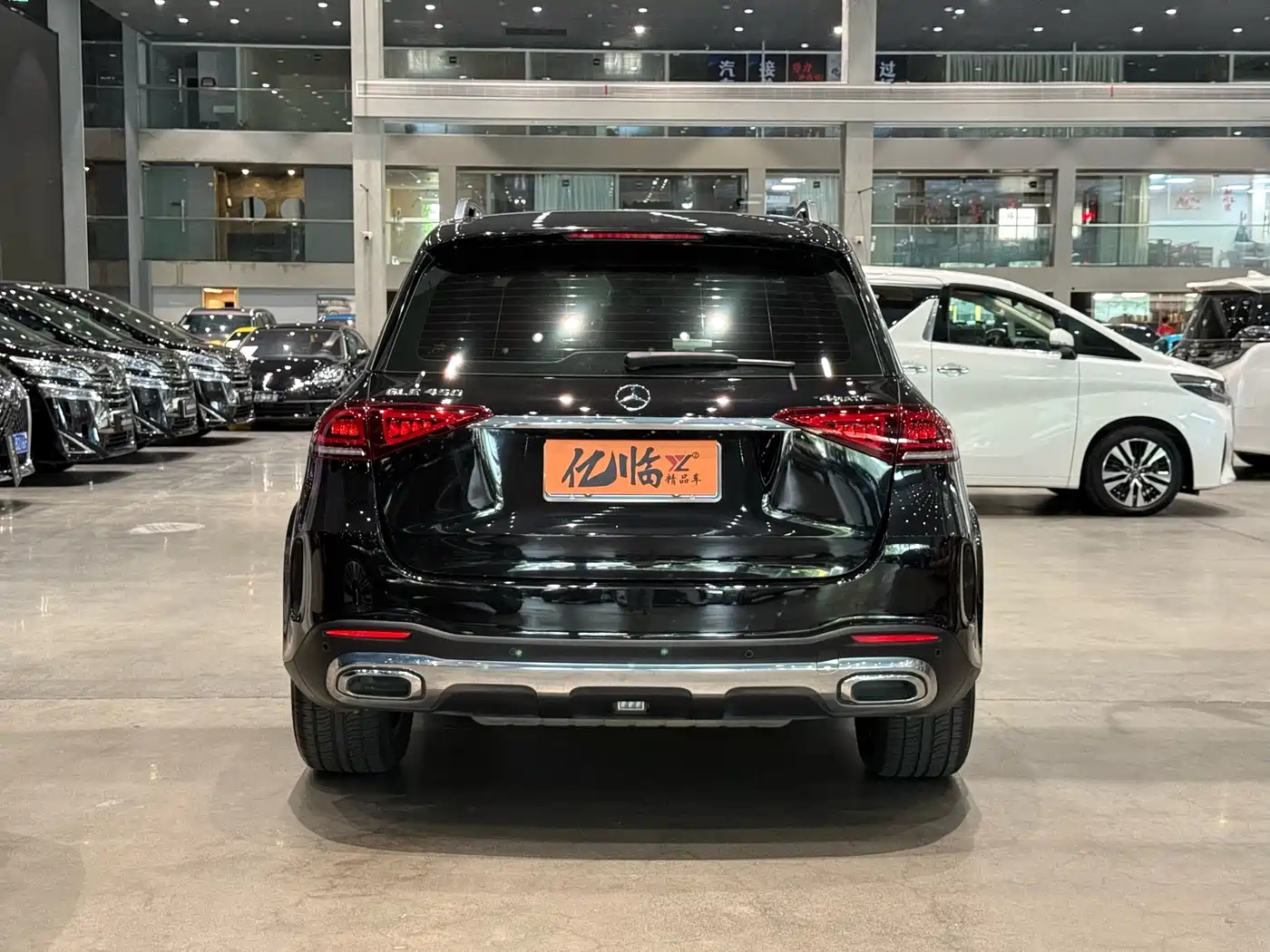 Mercedes-Benz GLE 2020 Facelift GLE 450 4MATIC Luxury фото 14