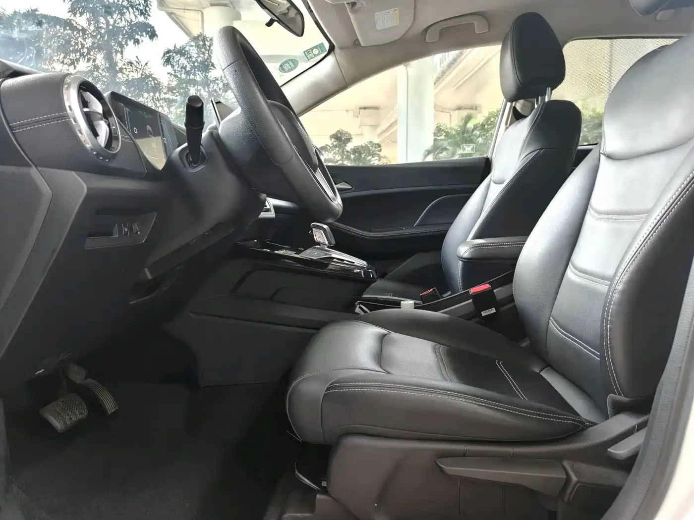 BYD Yuan New Energy 2019 EV535 Smart Connected Trend Leader Type фото 14