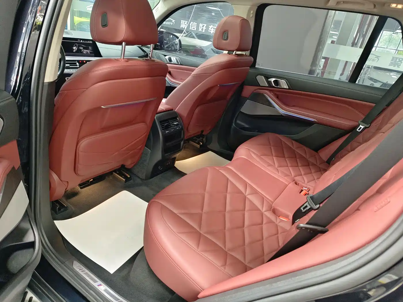 BMW X5 2022 xDrive 30Li Premium M Sport Package фото 6