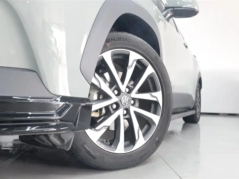 Toyota Corolla Cross 2022 2.0L Flagship Edition фото 23